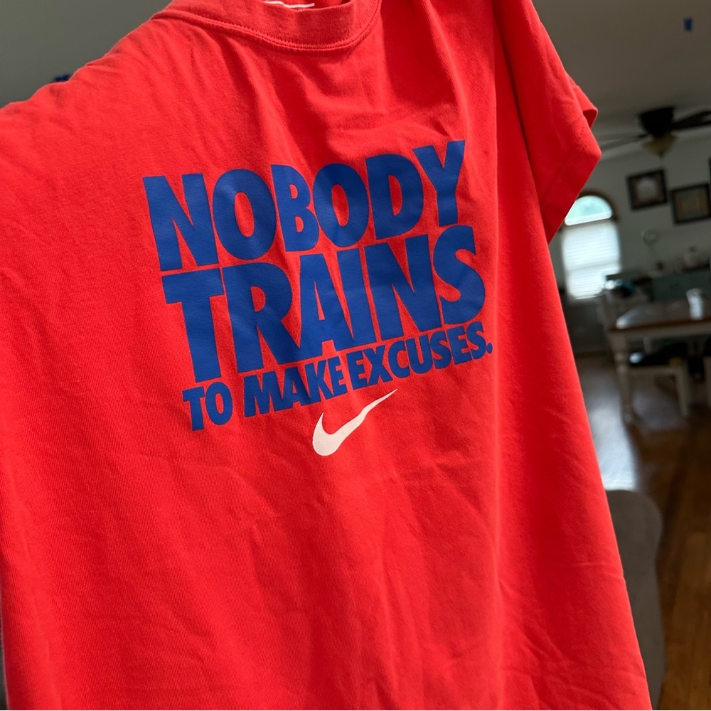 Nike Dri-Fit Cotton Tee “NOBODY TRAINS TO MAKE EXCUSES” Women’s Size Large - Picture 6 of 6